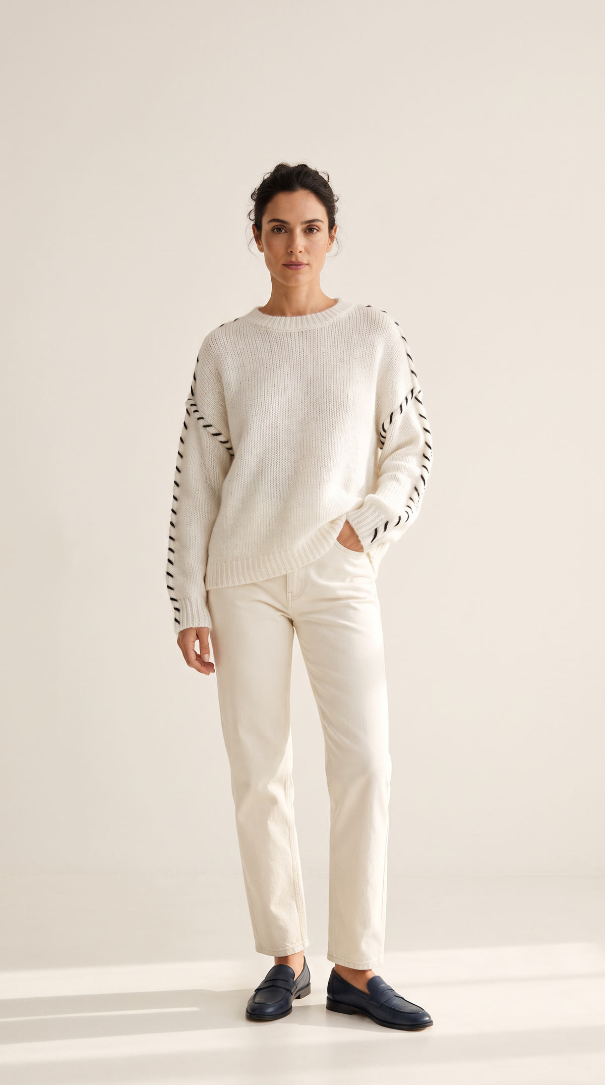 Maglione con Cuciture a Contrasto