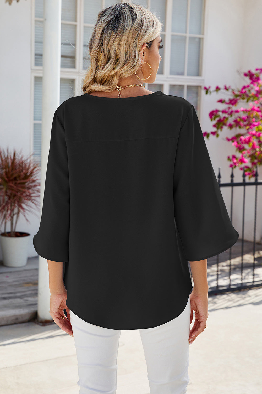 NOMI™ - Top con scollo a V e maniche a tre quarti