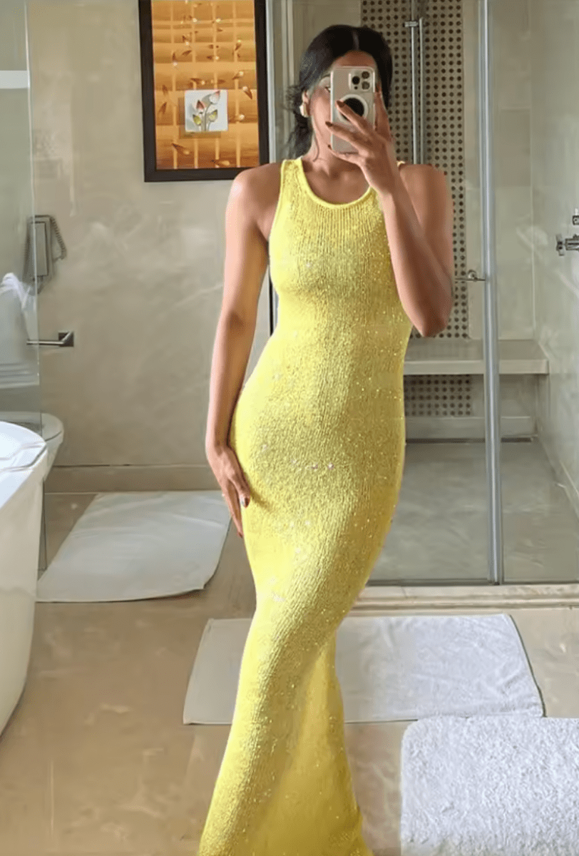 NOMI™ - Abito lungo con paillettes glitterate e vestibilità aderente - Nomi