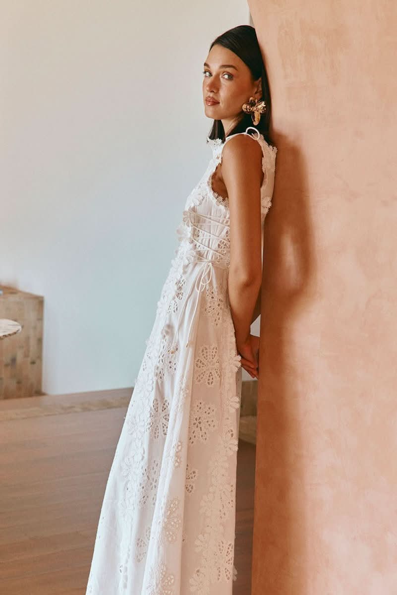 NOMI™ | Abito Maxi Ricamato – Bianco Romantico per l’Estate e le Cerimonie - Nomi