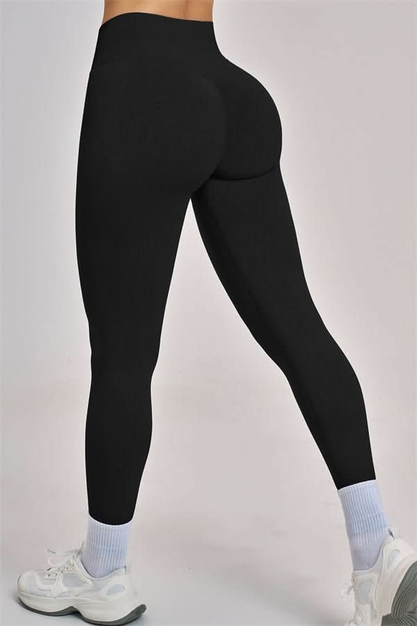 NOMI | Set 2 Pezzi - Sports Bra e Leggings - Nomi