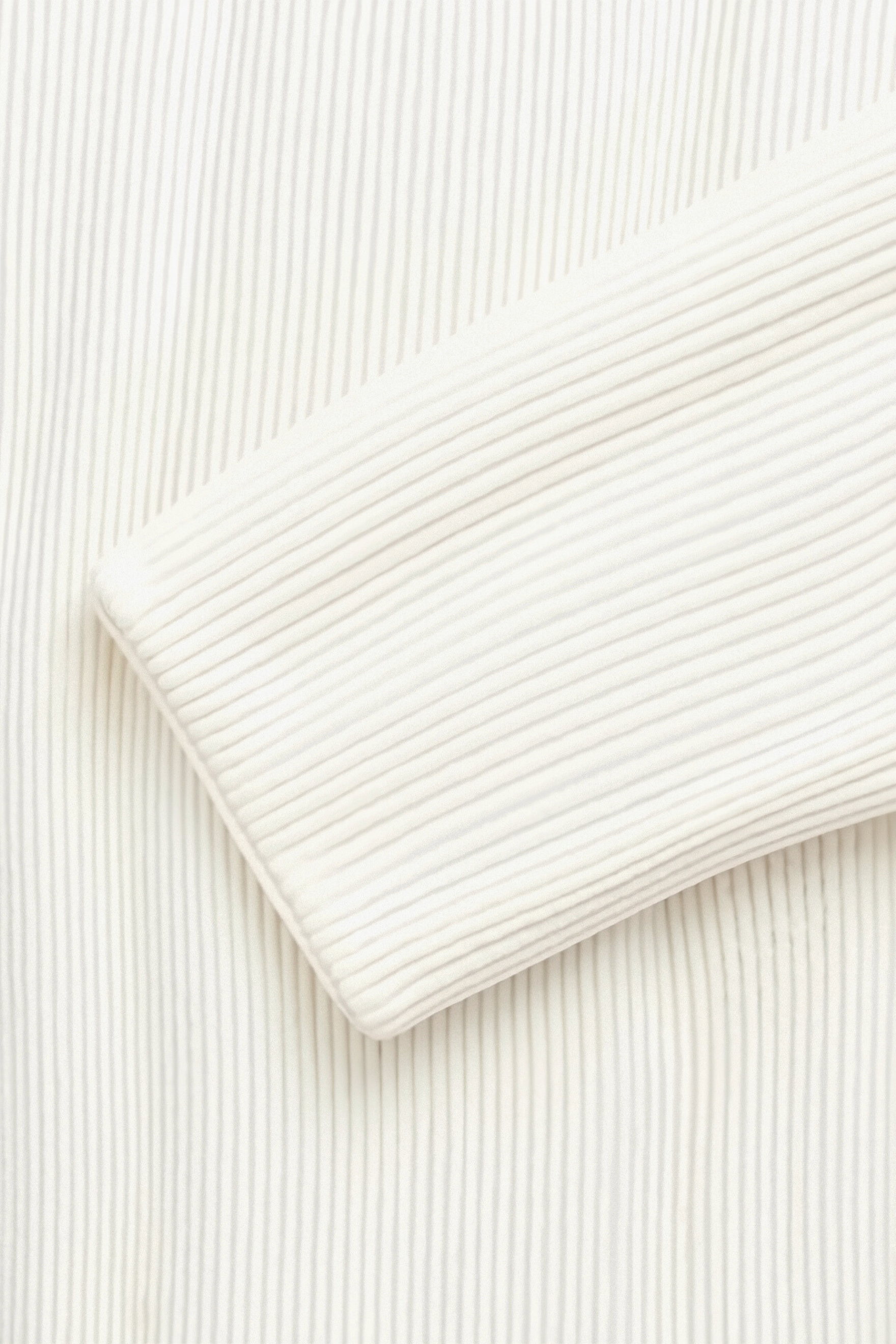 NOMI™ - Cardigan girocollo in maglia a tinta unita