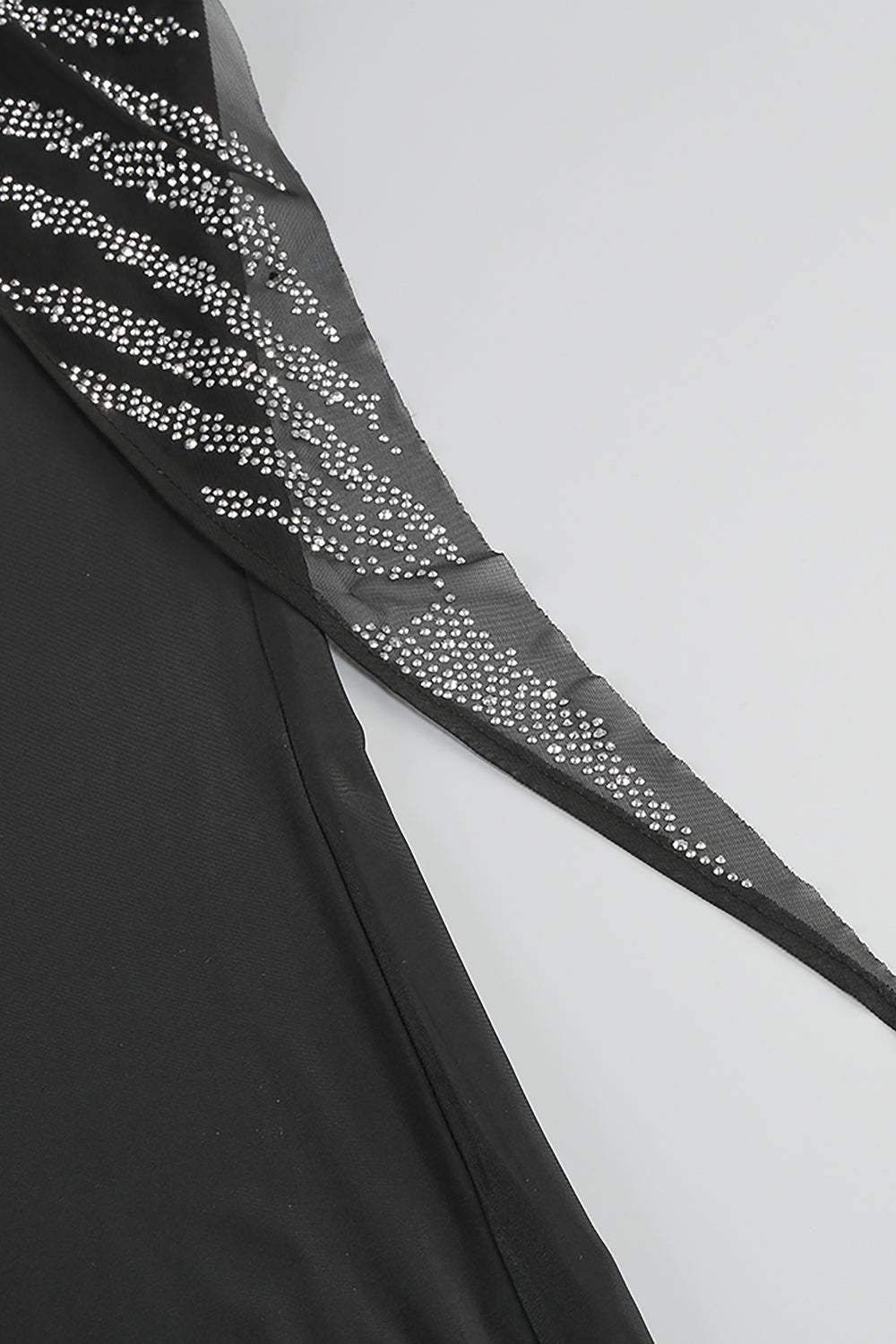 NOMI™ | Tuta decorata con strass