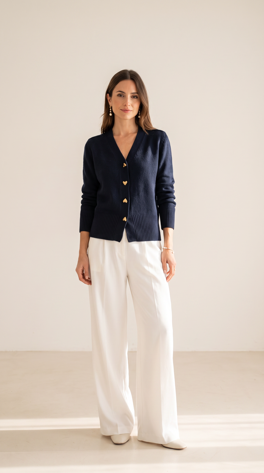 NOMI™ | Cardigan con Bottoni a Cuore Dorati