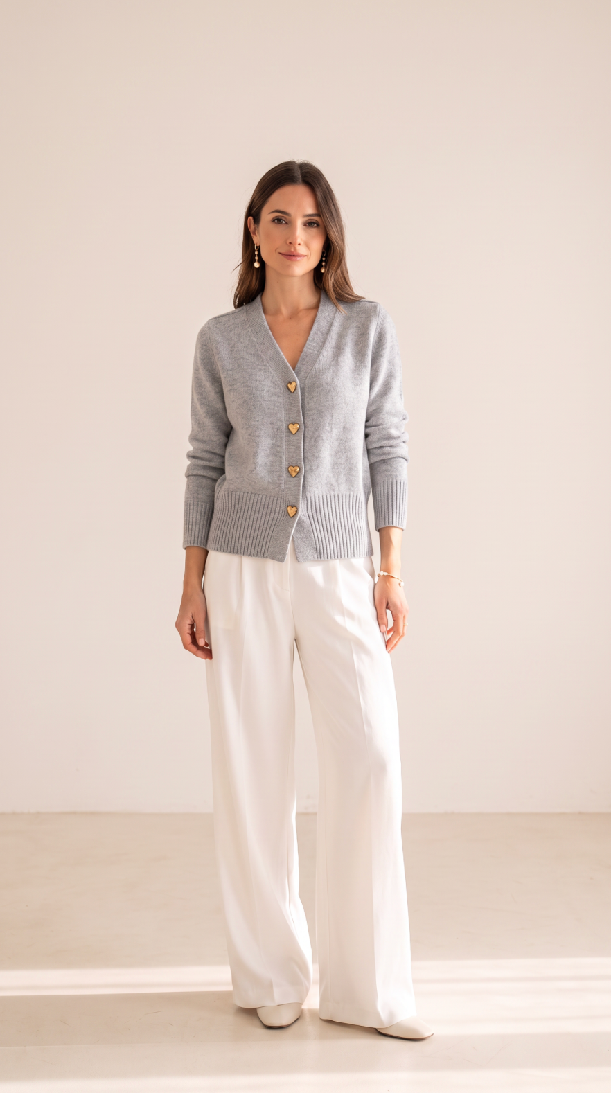 NOMI™ | Cardigan con Bottoni a Cuore Dorati