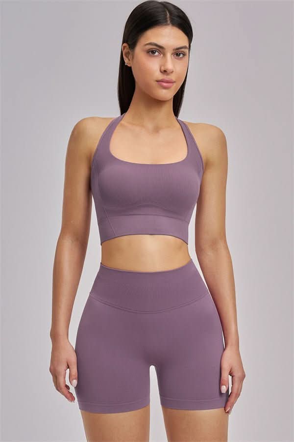 NOMI | Set 2 Pezzi - Sports Bra e Shorts - Nomi