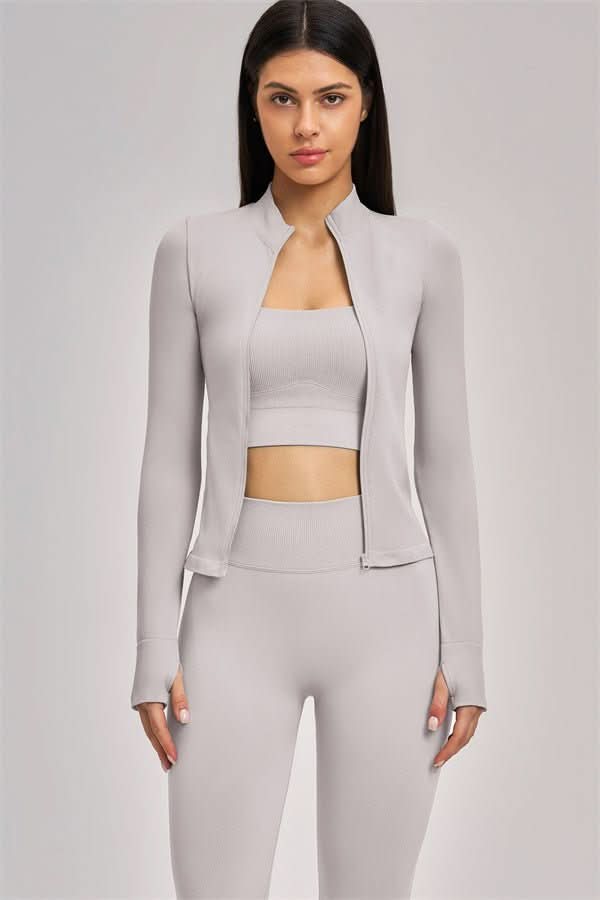 NOMI | Set 3 Pezzi - Giacca, Sports Bra e Leggings - Nomi