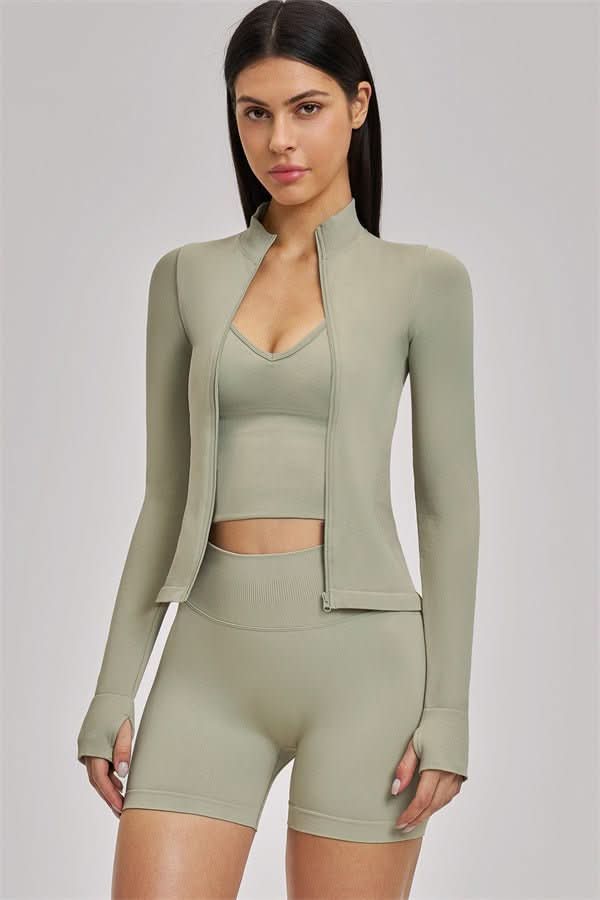 NOMI | Set 3 Pezzi - Giacca, Tank Top e Shorts - Nomi
