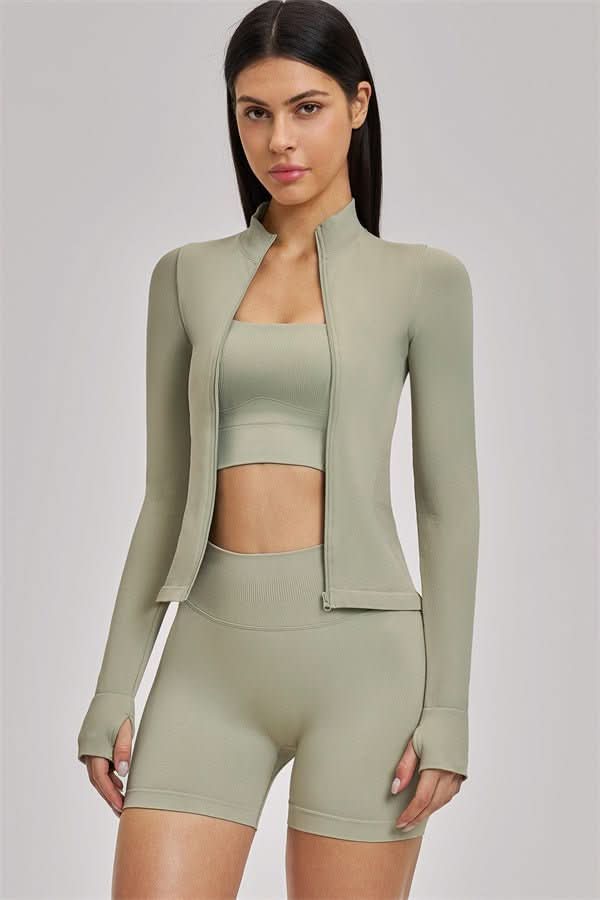NOMI | Set 3 Pezzi Nomi — Giacca, Sports Bra e Shorts - Nomi
